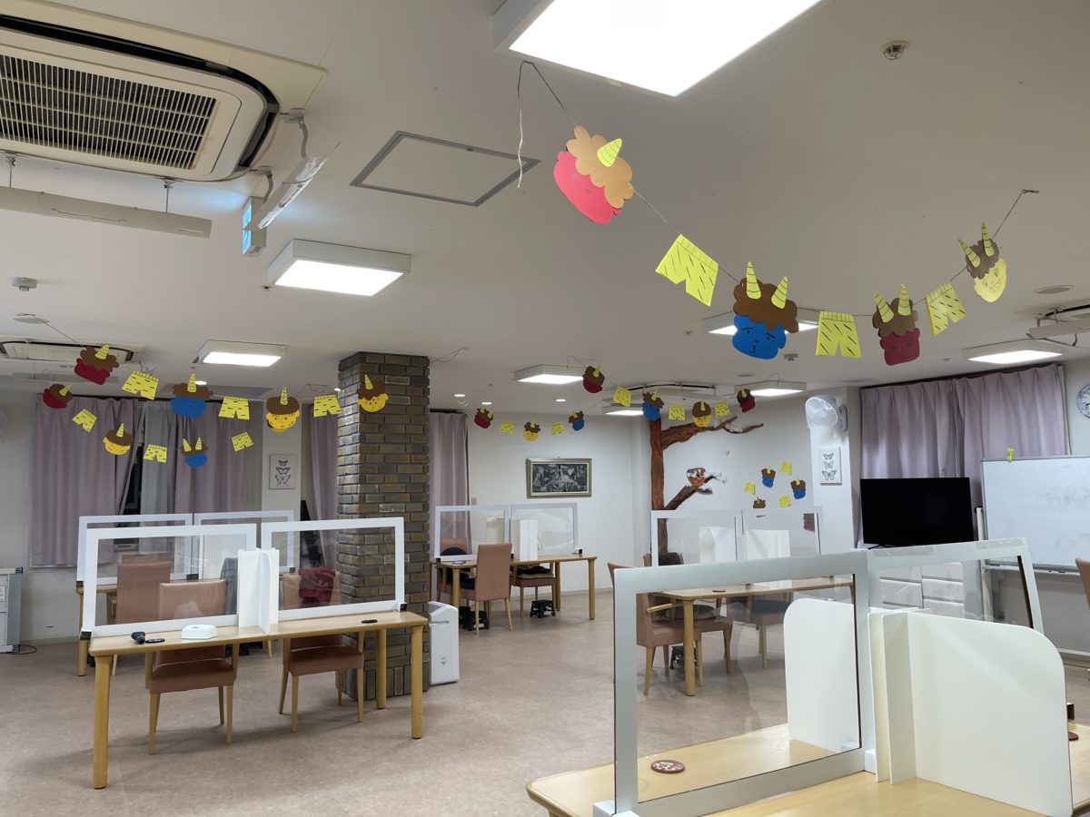 【寝屋川】今月のガーランド🚩